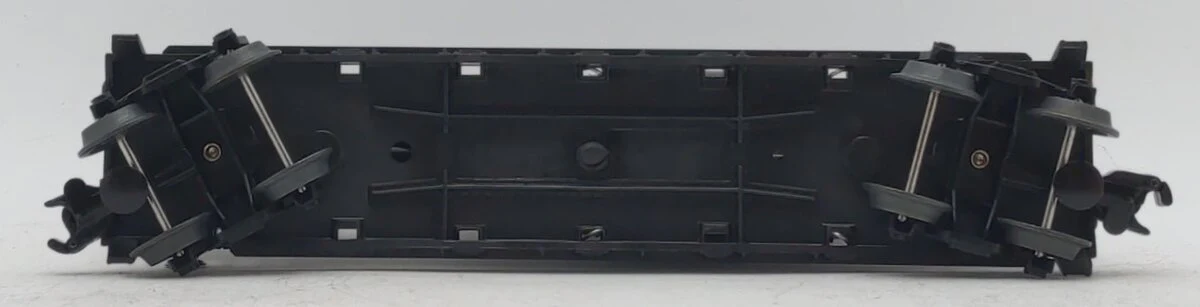 Lionel 6-16677 O Gauge NATO Flatcar with Royal Navy Submarine NIB - Image 4