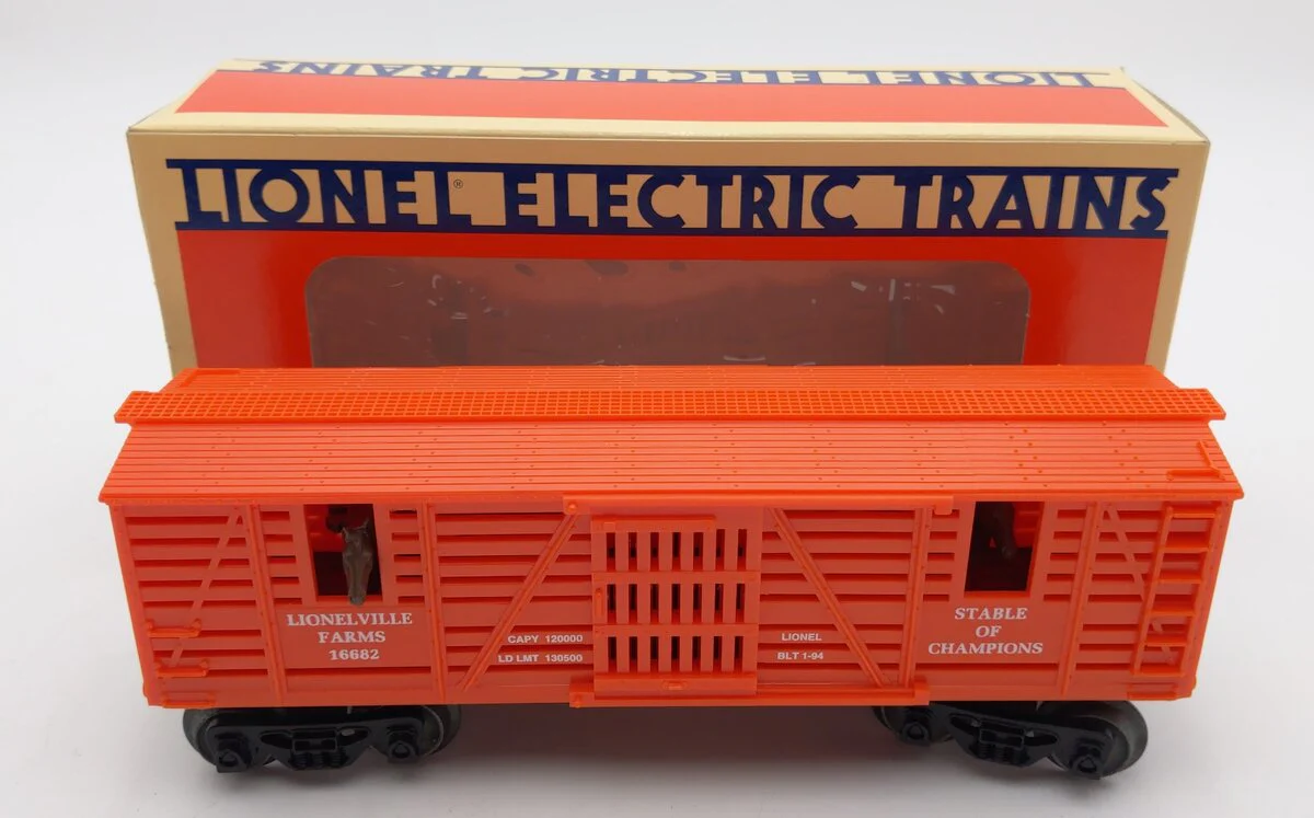 Lionel 6-16682 O Gauge Lionelville Farms Stock Car LN/Box - Image 3