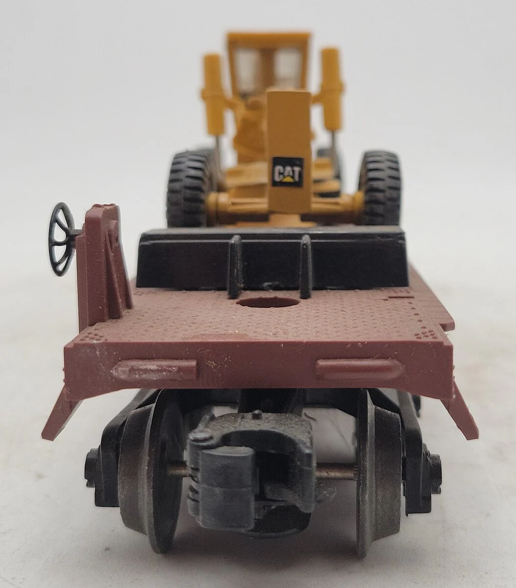 Lionel 6-16934 O Gauge Pennsylvania Flatcar w/Ertl Road Grader EX/Box - Image 6