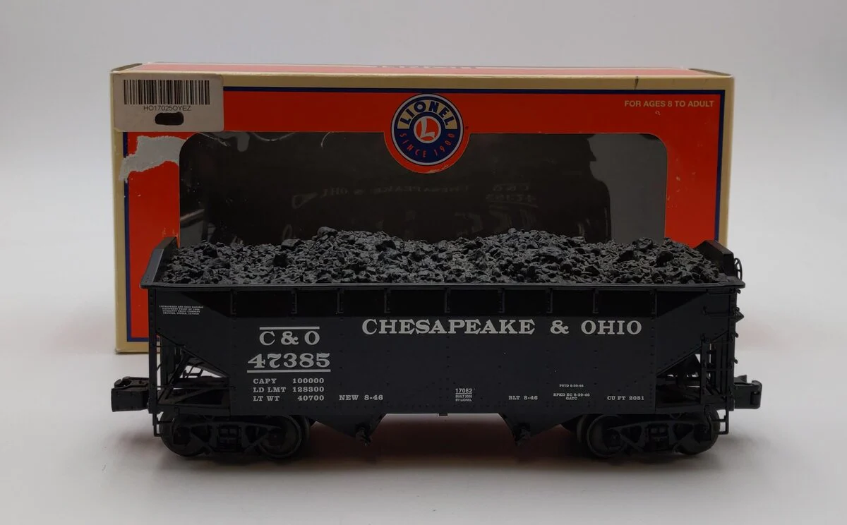 Lionel 6-17025 O Die-Cast Chesapeake & Ohio 50-Ton Offset Hopper Car #300027 NIB