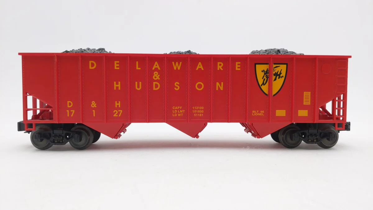 Lionel 6-17127 O Gauge Delaware & Hudson 3-Bay Hopper Car #17127 with Coal Load EX - Image 3