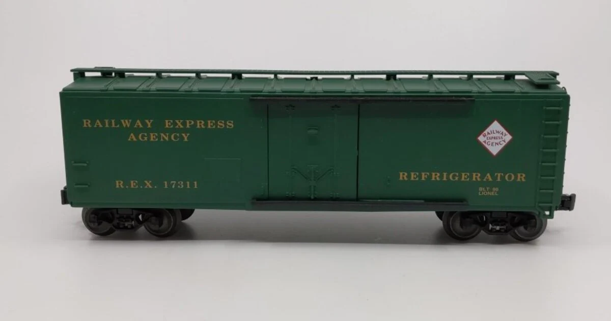 Lionel 6-17311 O Gauge Railway Express Agency Refrigerator Car #17311 LN/Box - Image 2