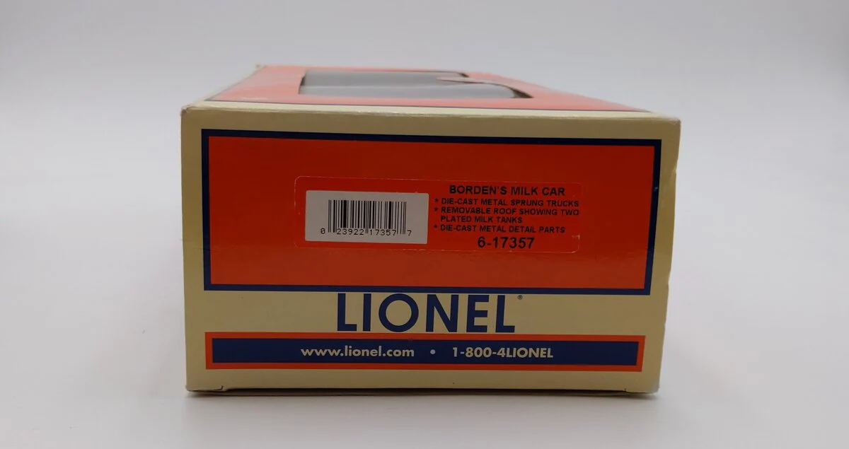 Lionel 6-17357 O Gauge Borden‘s Milk Woodsided Billboard Refrigerator Car #522 NIB - Image 7