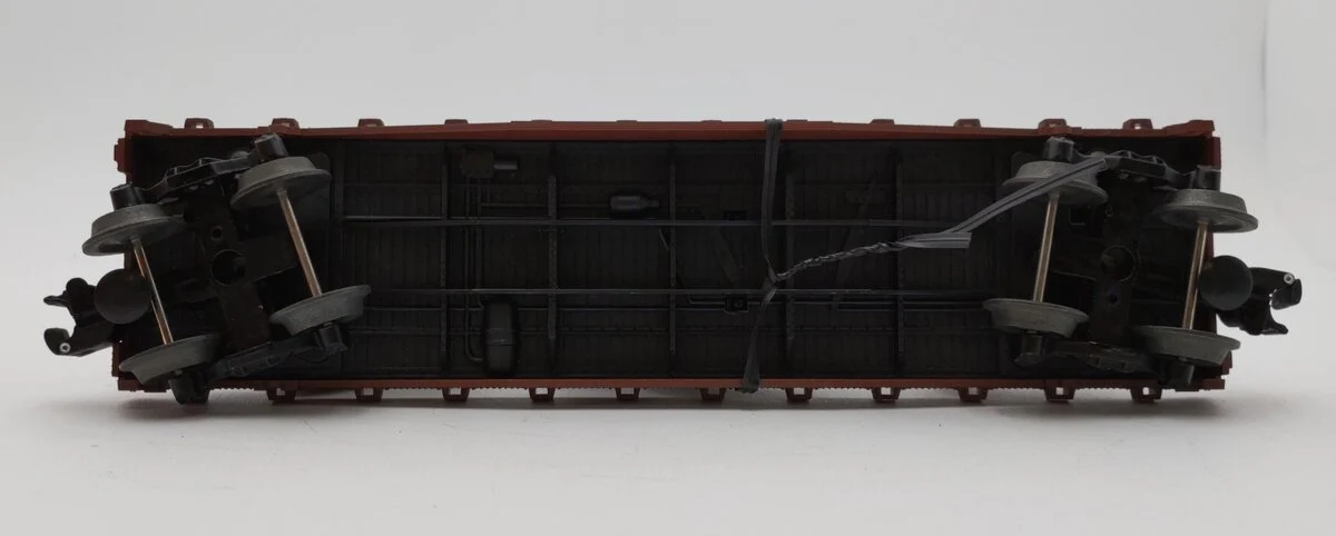 Lionel 6-17518 O Gauge Pennsylvania Flatcar with 2 Corgi Mack AEC Trucks #9823 LN/Box - Image 4