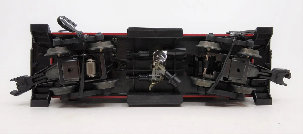 Lionel 6-17606 O Gauge New York Central Illumintated Caboose w/ Smoke NIB - Image 4