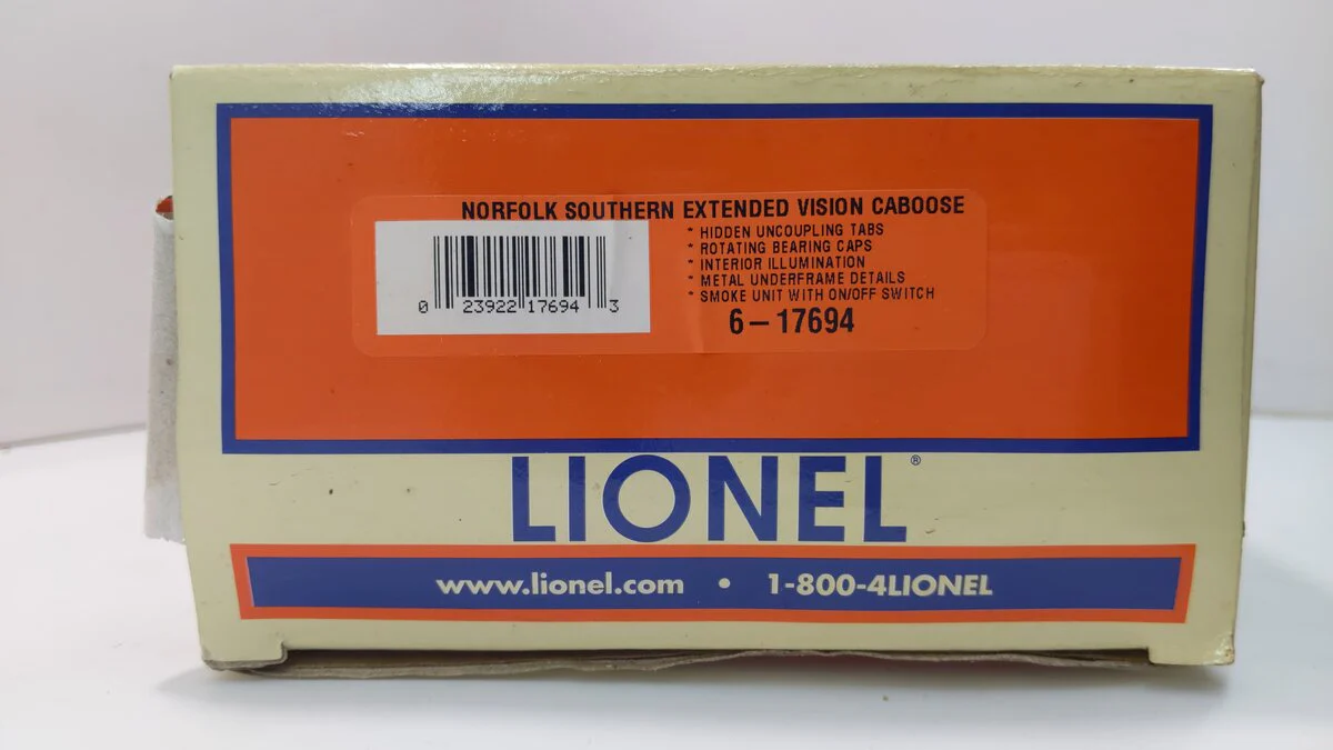 Lionel 6-17694 O Gauge Norfolk Southern Extended Vision Caboose #555582 LN/Box - Image 5
