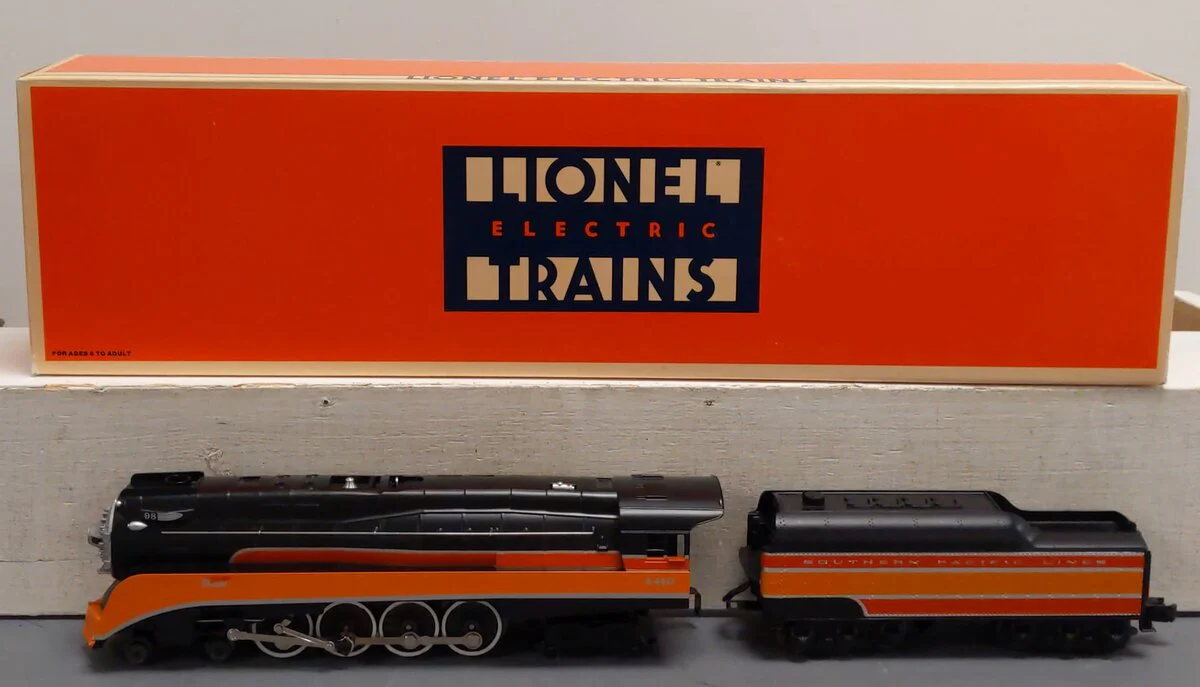 Lionel 6-18007 O Gauge SP Daylight 4-8-4 Steam Locomotive & Tender #4410 w/RS LN/Box