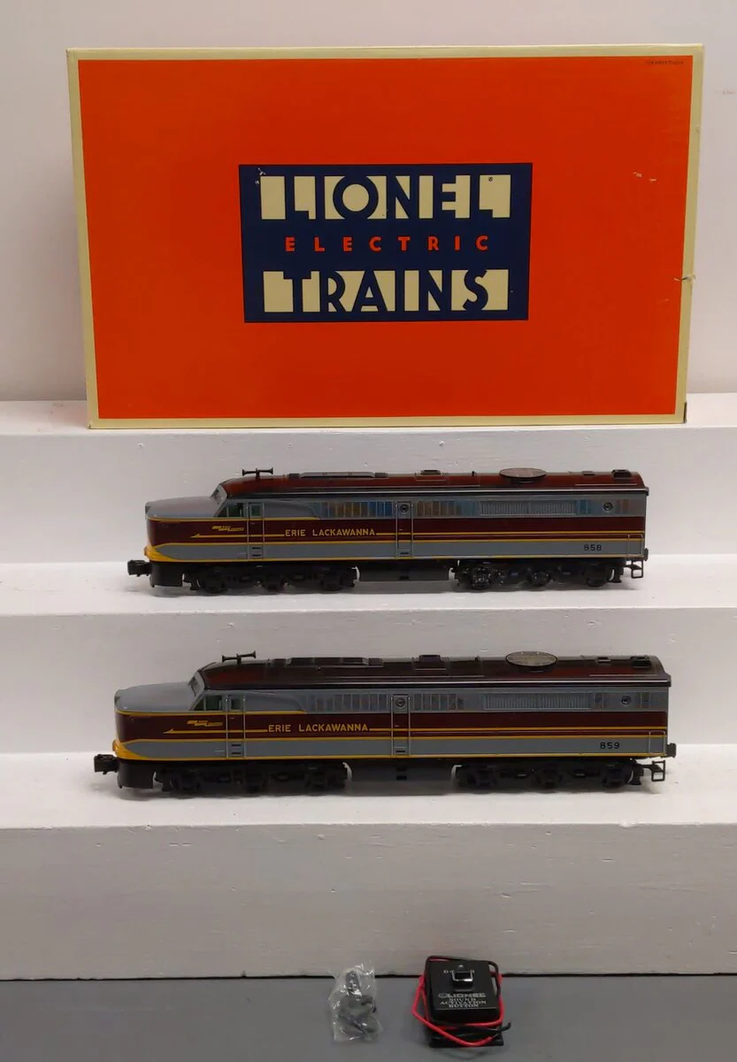 Lionel 6-18116 O Gauge Erie Lackawanna PA AA Diesel Set #858/859 LN/Box