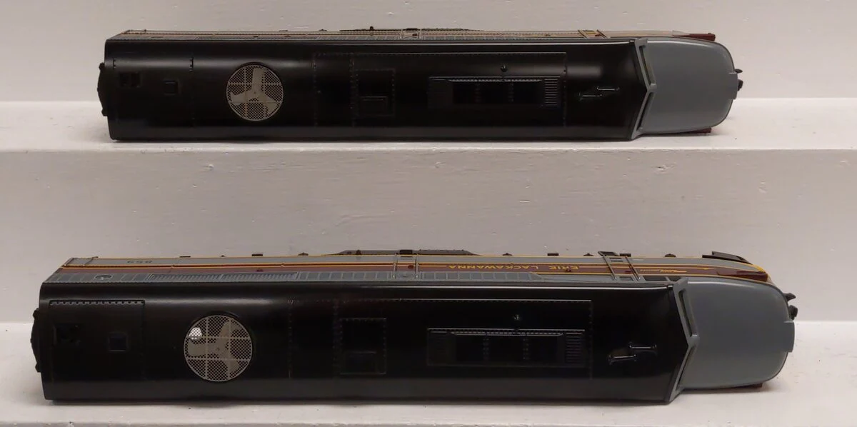 Lionel 6-18116 O Gauge Erie Lackawanna PA AA Diesel Set #858/859 NIB - Image 3