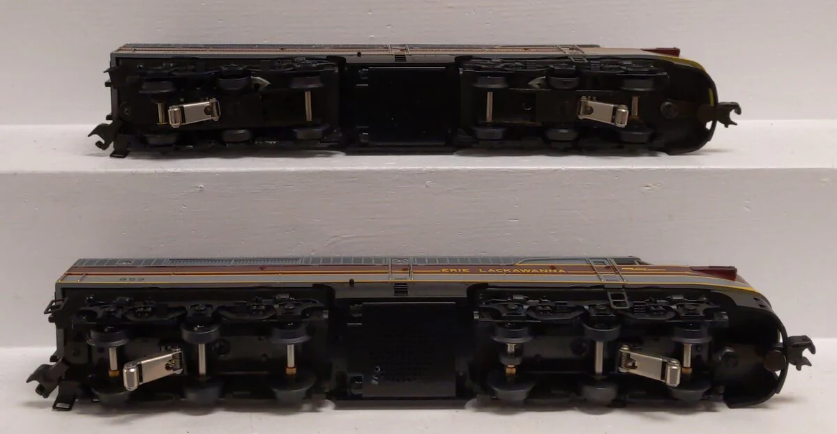 Lionel 6-18116 O Gauge Erie Lackawanna PA AA Diesel Set #858/859 NIB - Image 4