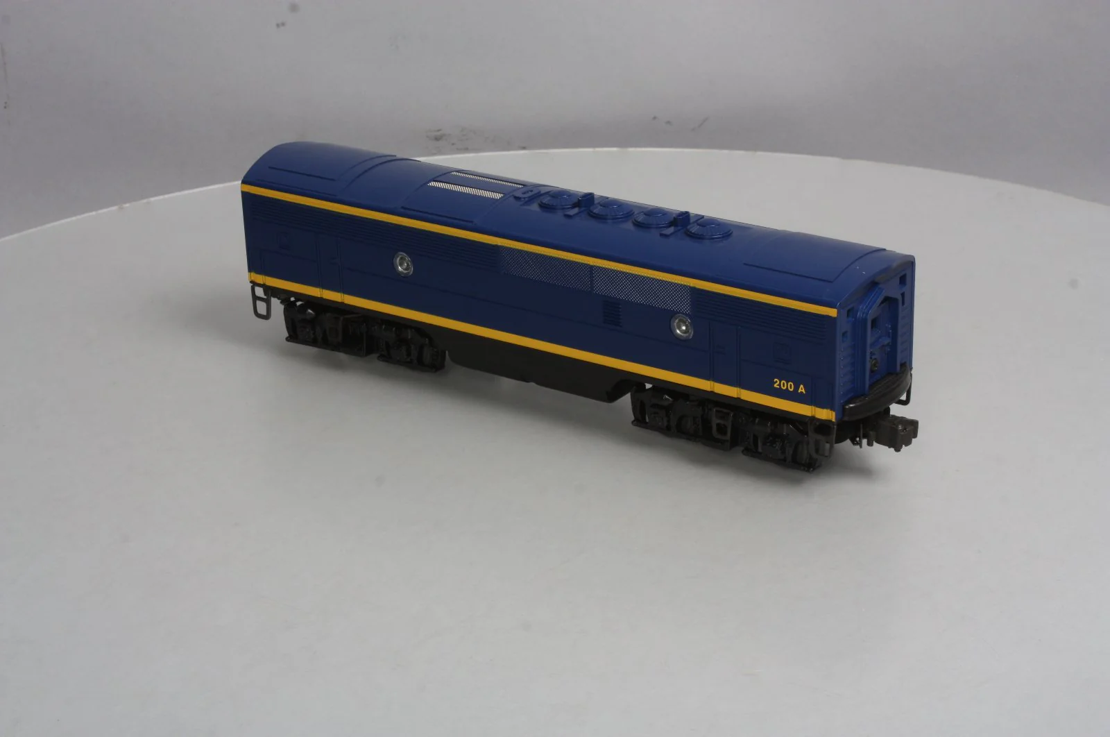 Lionel 6-18121 O Gauge Santa Fe F-3 Non-Powered Diesel B-Unit #200A LN/Box - Image 7