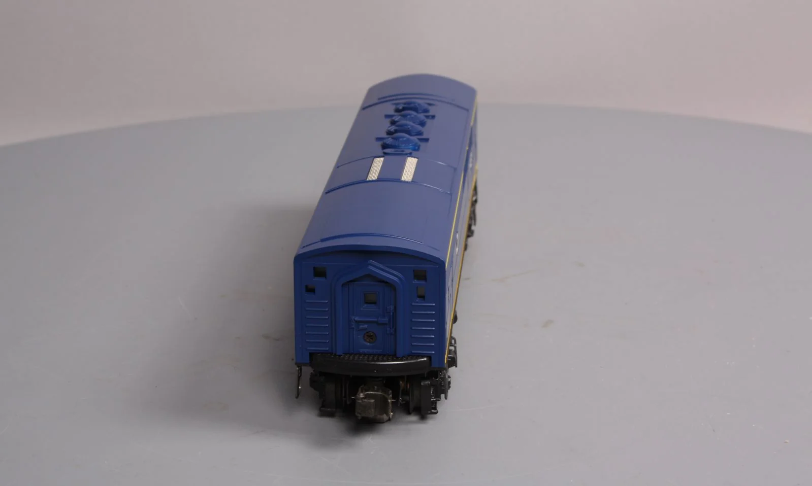 Lionel 6-18122 O Santa Fe F3 Blue/Yellow Non-Powered Diesel B-Unit #200B w/RS II LN/Box - Image 5