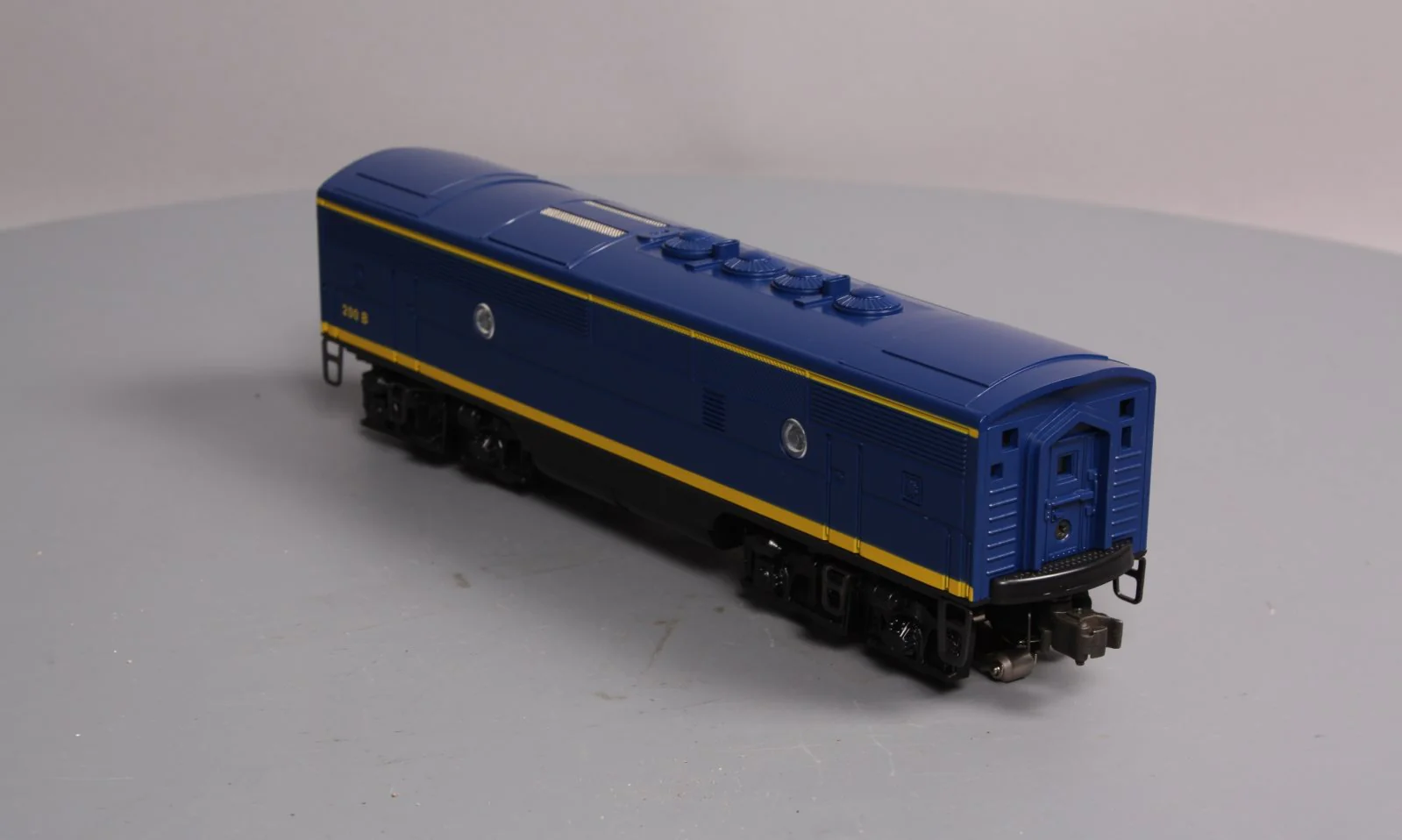 Lionel 6-18122 O Santa Fe F3 Blue/Yellow Non-Powered Diesel B-Unit #200B w/RS II LN/Box - Image 8