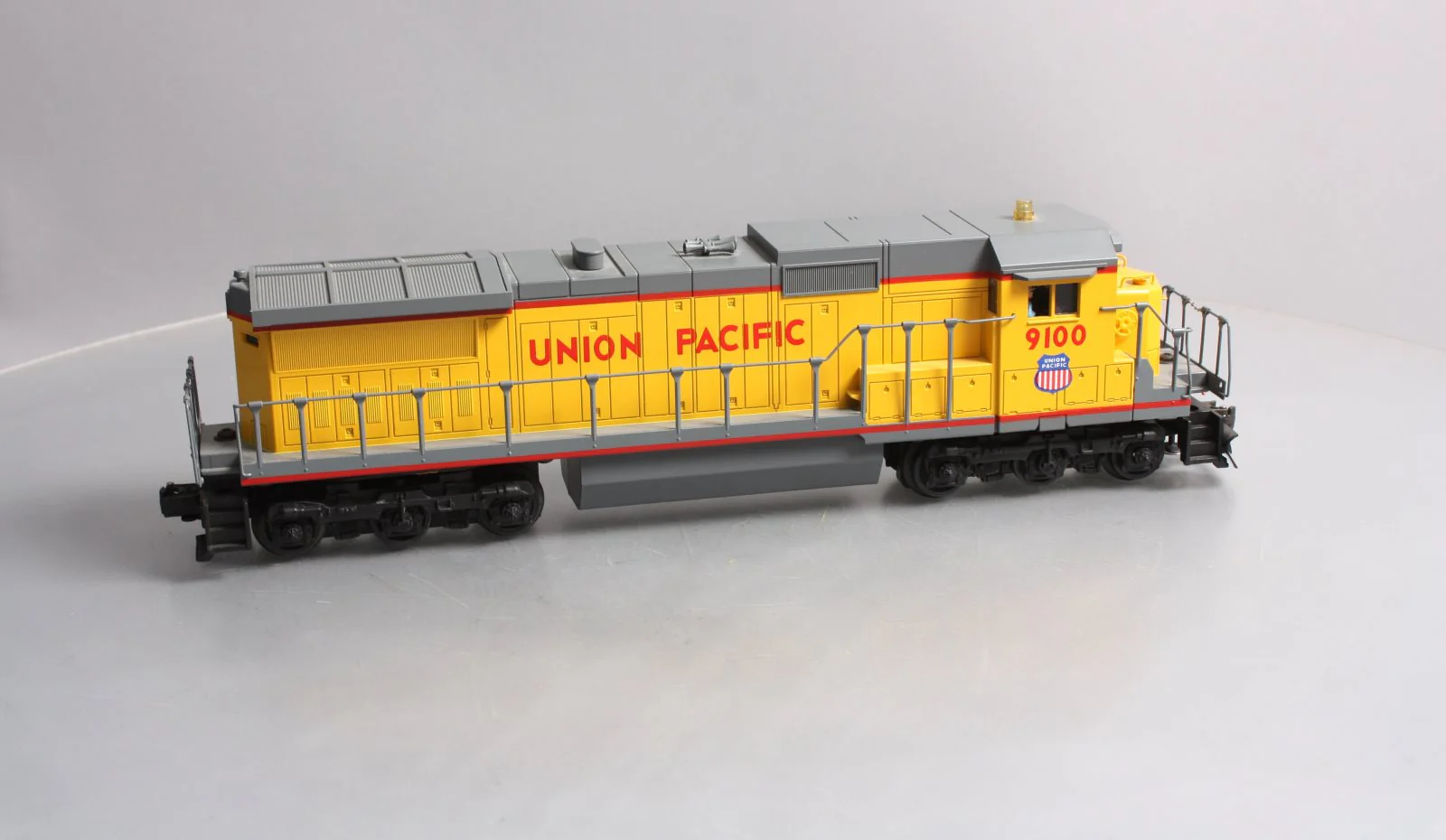 Lionel 6-18205 O Gauge Union Pacific Dash-8 40C Diesel Locomotive #9100 LN/Box - Image 5