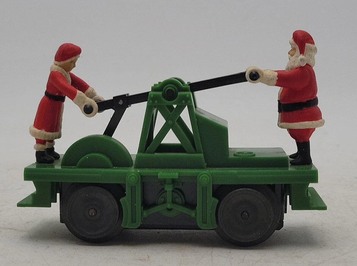 Lionel 6-18403 O Gauge Operating Santa Hand Car - Green EX/Box - Image 2