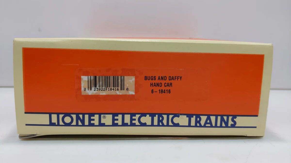 Lionel 6-18416 O Gauge Bugs Bunny & Daffy Duck Operating Handcar LN/Box - Image 4