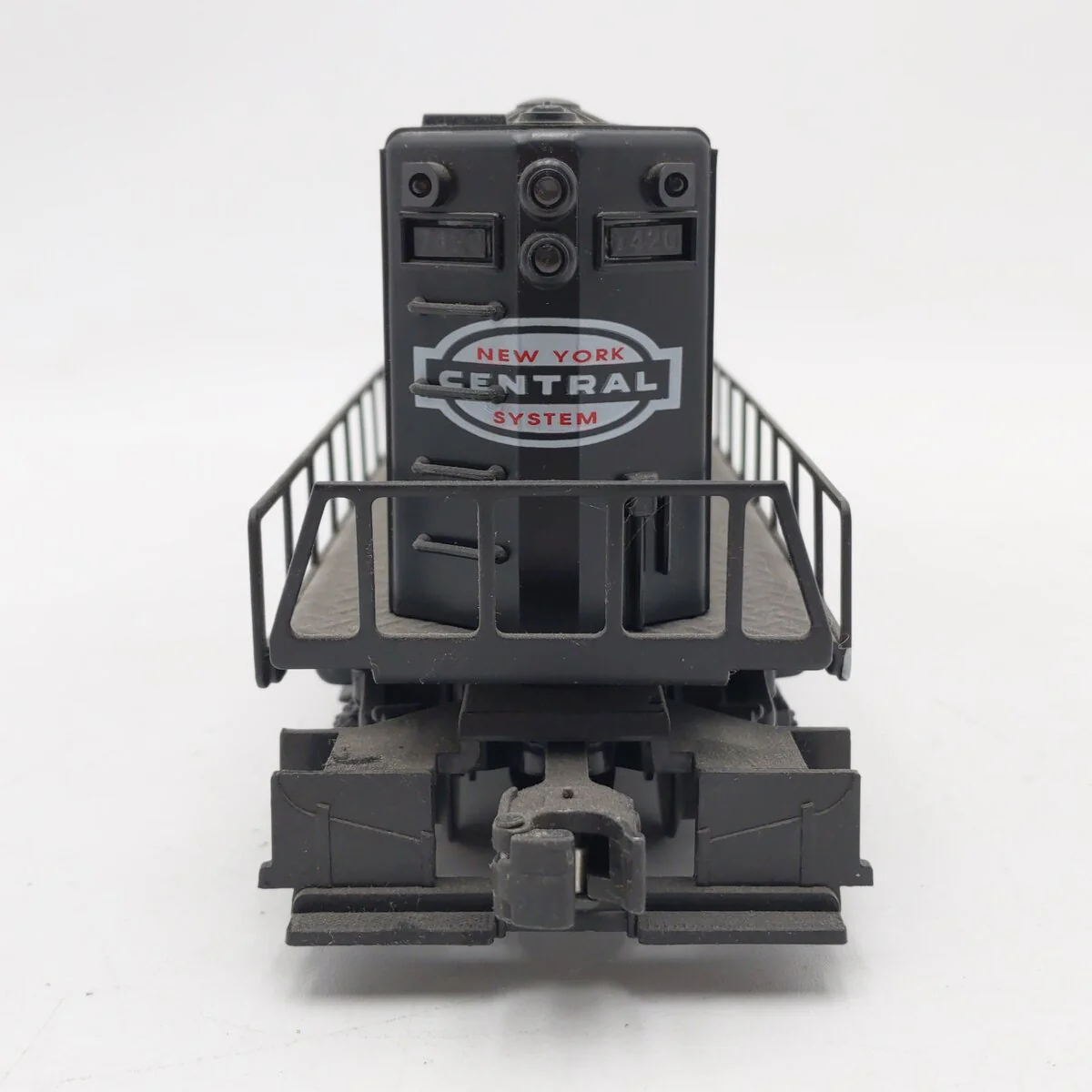 Lionel 6-18513 O Gauge New York Central GP-7 Diesel Locomotive #7420 EX - Image 4