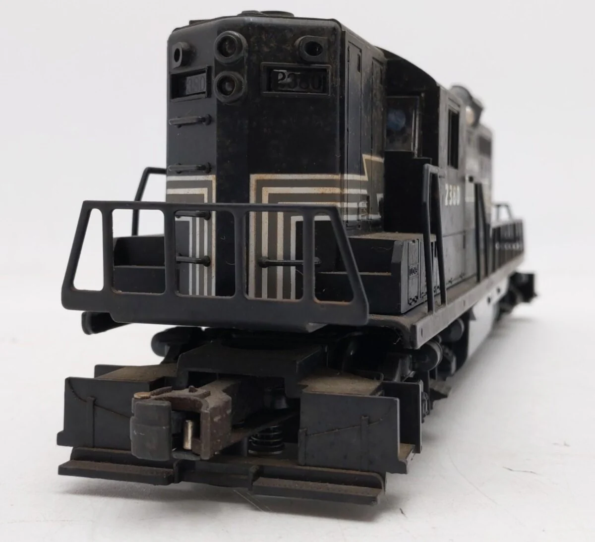 Lionel 6-18563 O Gauge New York Central GP-9 Diesel Locomotive #2380 VG - Image 5