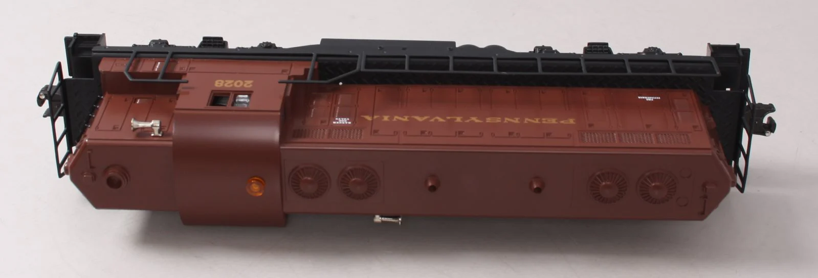 Lionel 6-18567 O Gauge Pennsylvania GP-9 Diesel Locomotive #2028 NIB - Image 9