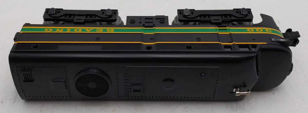 Lionel 6-18934 O Reading FA-2 Alco AA Diesel Locomotive #300 EX - Image 4