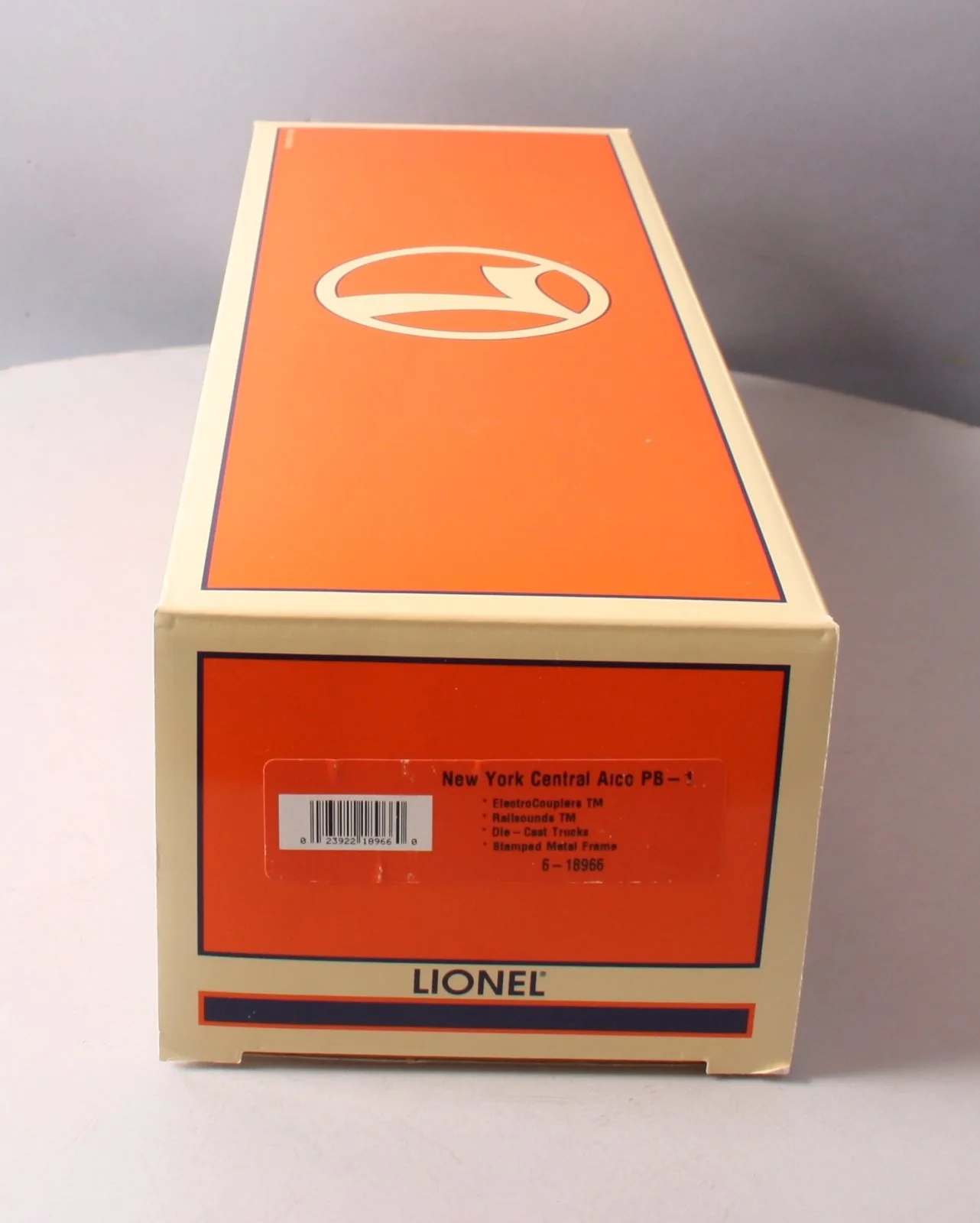 Lionel 6-18966 New York Central Alco PB-1 Non-Powered Diesel Locomotive #2000B LN/Box - Image 11