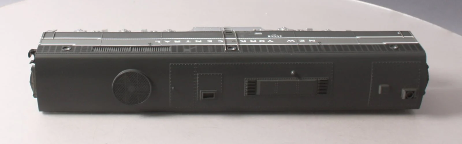 Lionel 6-18966 New York Central Alco PB-1 Non-Powered Diesel Locomotive #2000B LN/Box - Image 9