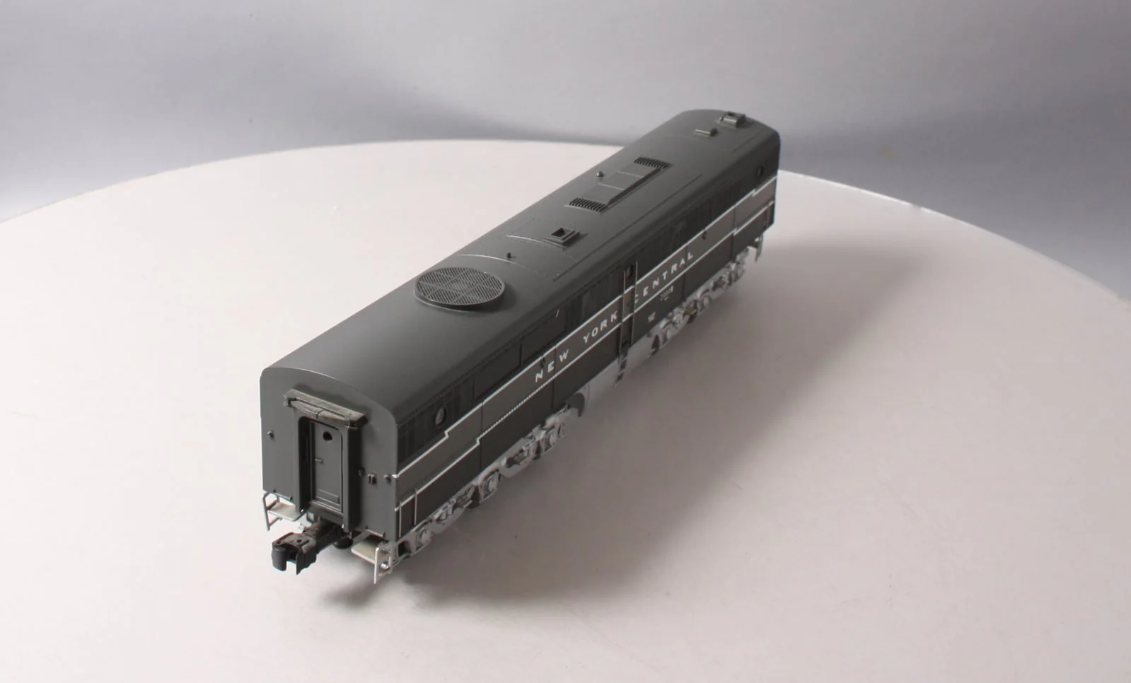 Lionel 6-18966 New York Central Alco PB-1 Non-Powered Diesel Locomotive #2000B LN/Box - Image 11