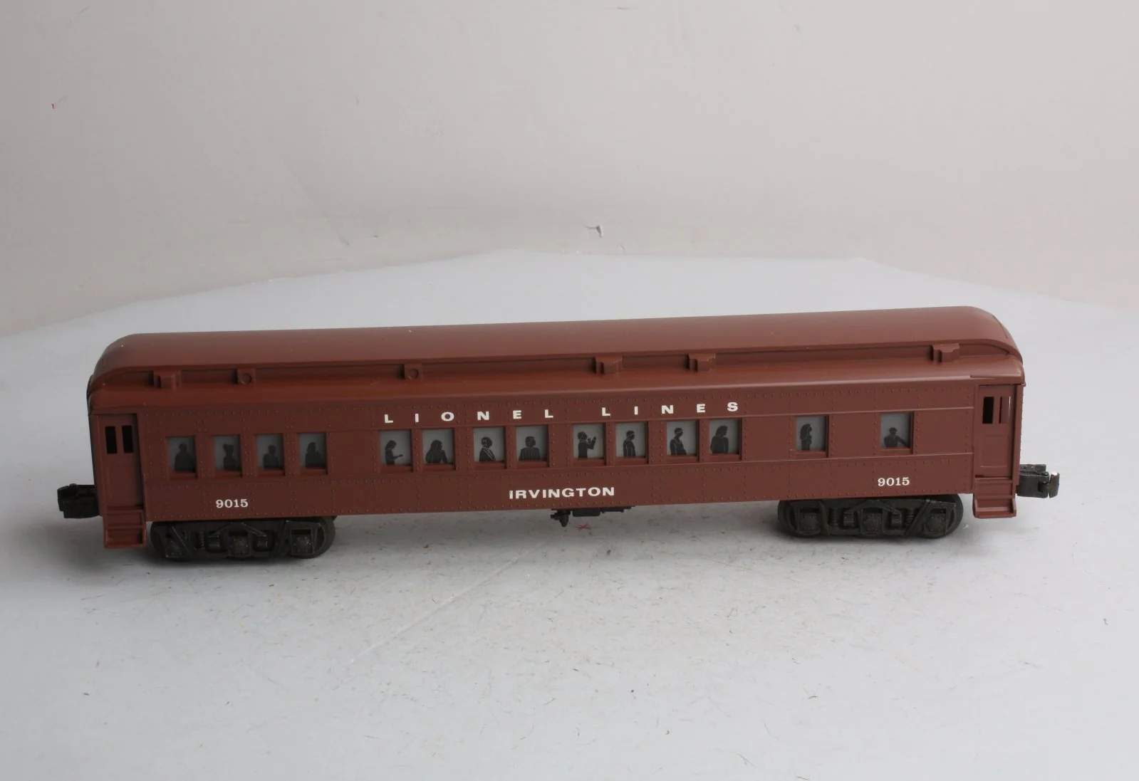 Lionel 6-19015 O Gauge Lionel Lines Irvington Passenger Car #9015 LN/Box - Image 6