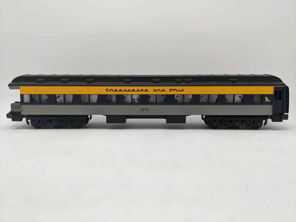 Lionel 6-19091 O Gauge Chesapeake and Ohio Heavyweight Observation Car #2574 EX/Box - Image 2