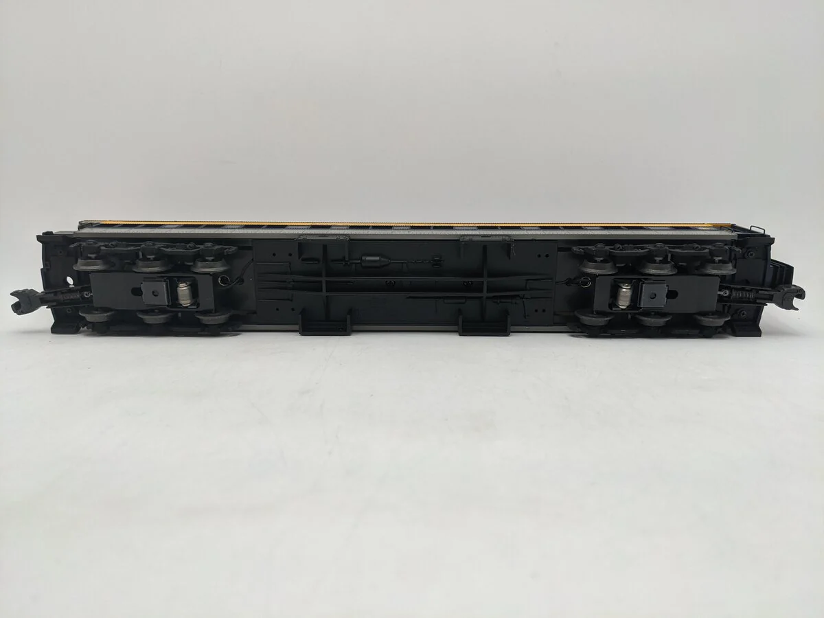 Lionel 6-19091 O Gauge Chesapeake and Ohio Heavyweight Observation Car #2574 EX/Box - Image 4