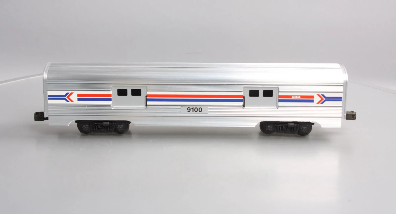 Lionel 6-19100 O Gauge Amtrak Aluminum Baggage Passenger Car #9100 NIB - Image 2