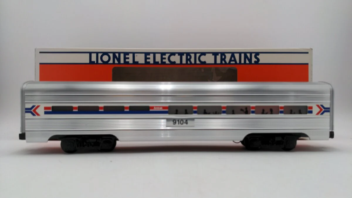 Lionel 6-19104 O Gauge Amtrak Aluminum Dining Passenger Car #9104 EX/Box