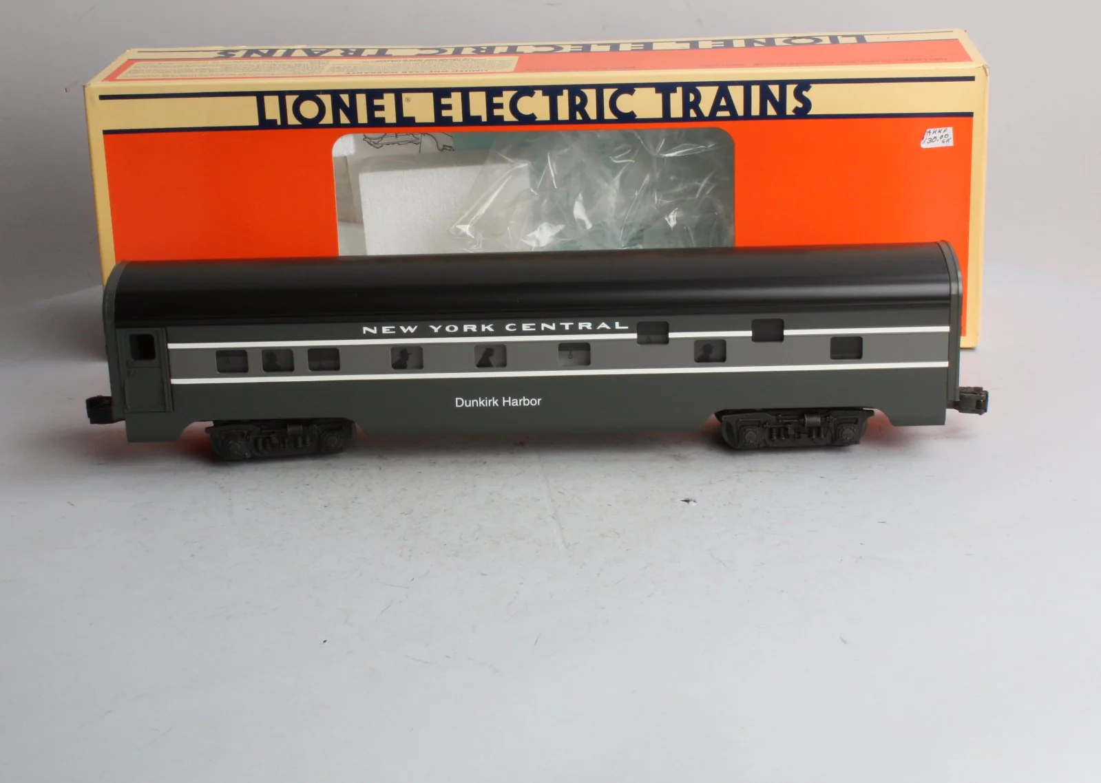 Lionel 6-19137 O Gauge New York Central "Dunkirk Harbor" Duplex Roomette Car LN/Box