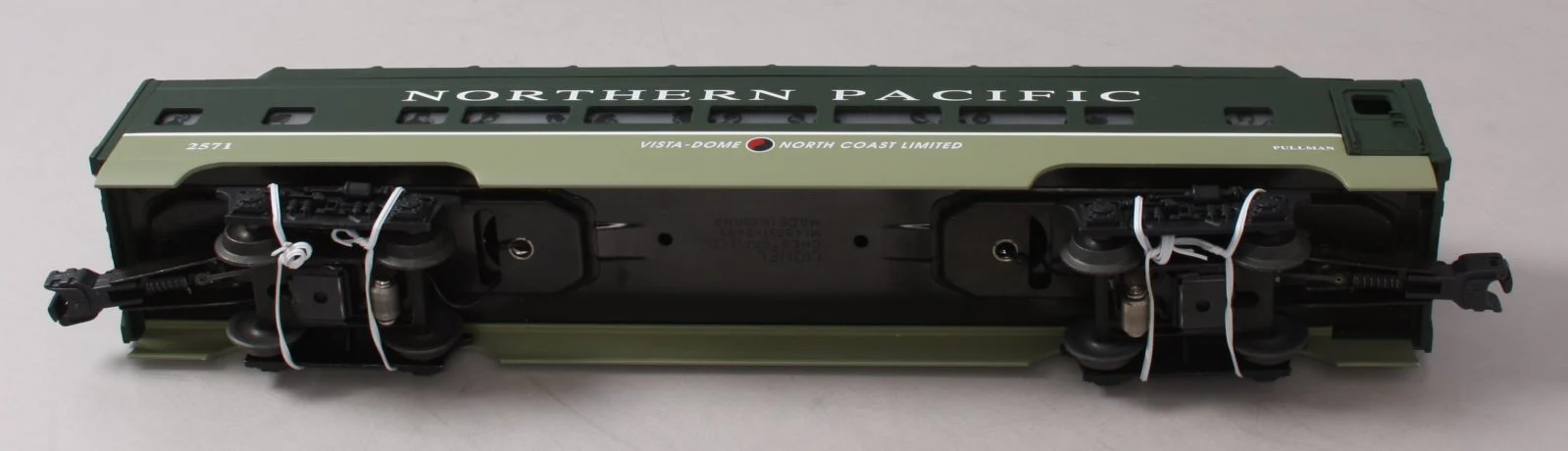 Lionel 6-19168 O Gauge Northern Pacific Full Vista Dome Coach NIB - Image 10