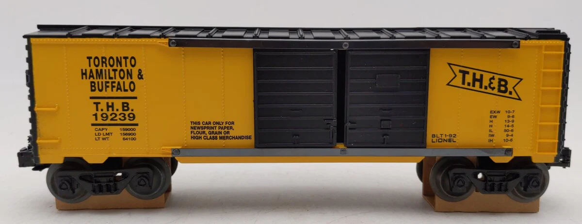Lionel 6-19239 O Gauge Toronto, Hamilton, & Buffalo Double-Door Boxcar EX/Box - Image 2