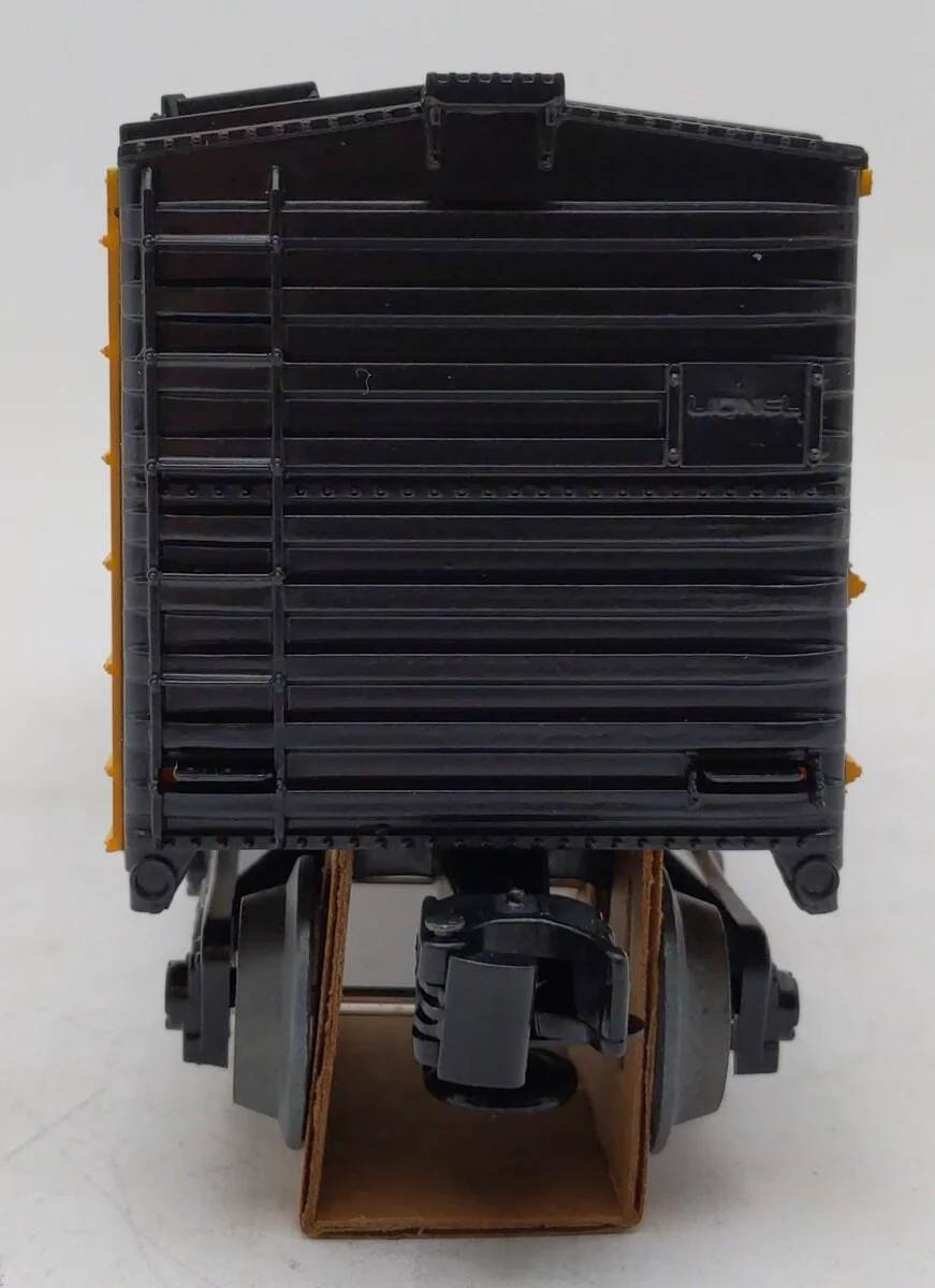Lionel 6-19239 O Gauge Toronto, Hamilton, & Buffalo Double-Door Boxcar EX/Box - Image 4