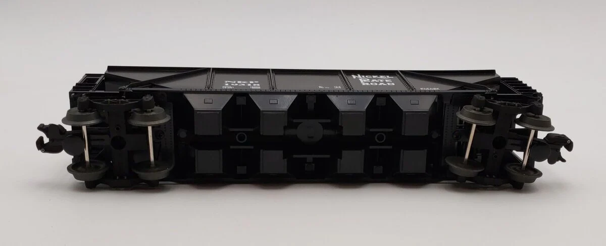 Lionel 6-19318 O Gauge Nickel Plate Road Quad Hopper w/ Coal Load NIB - Image 4