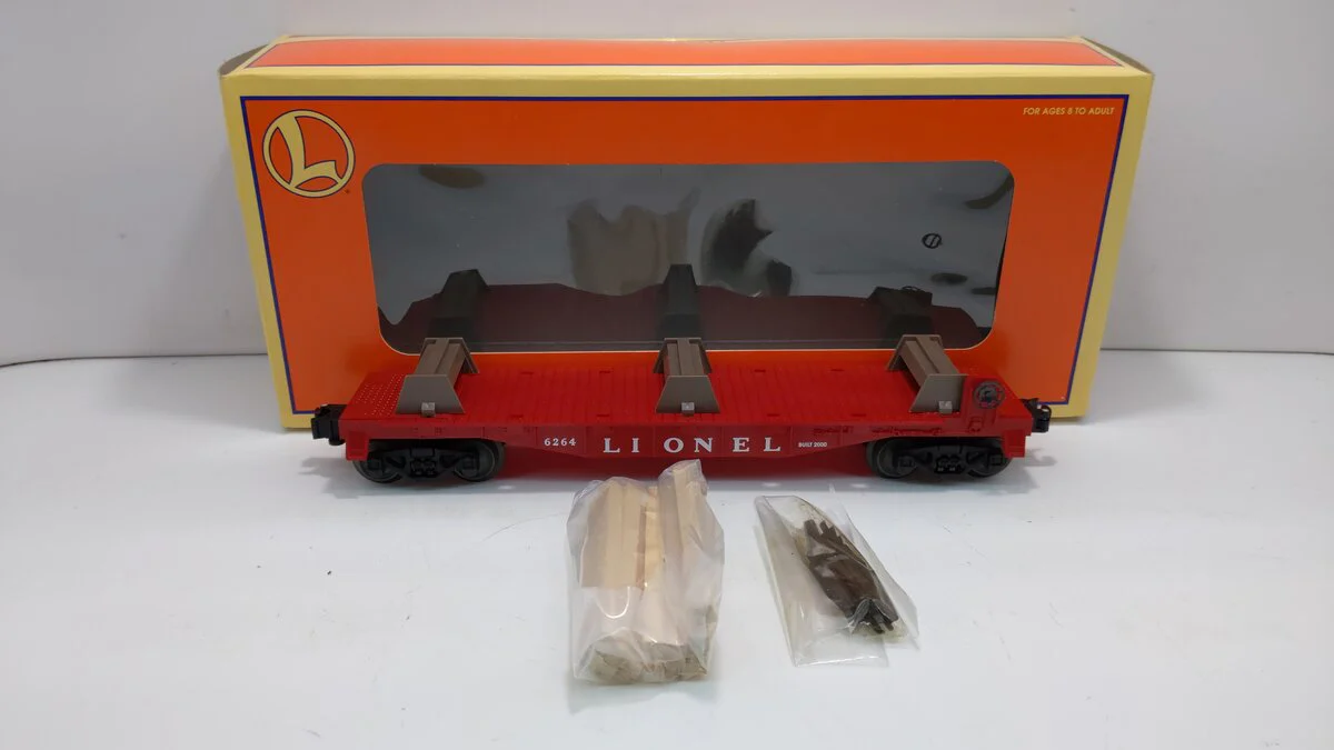 Lionel 6-19484 O Gauge Lionel Flatcar #6264 with Lumber Load LN/Box