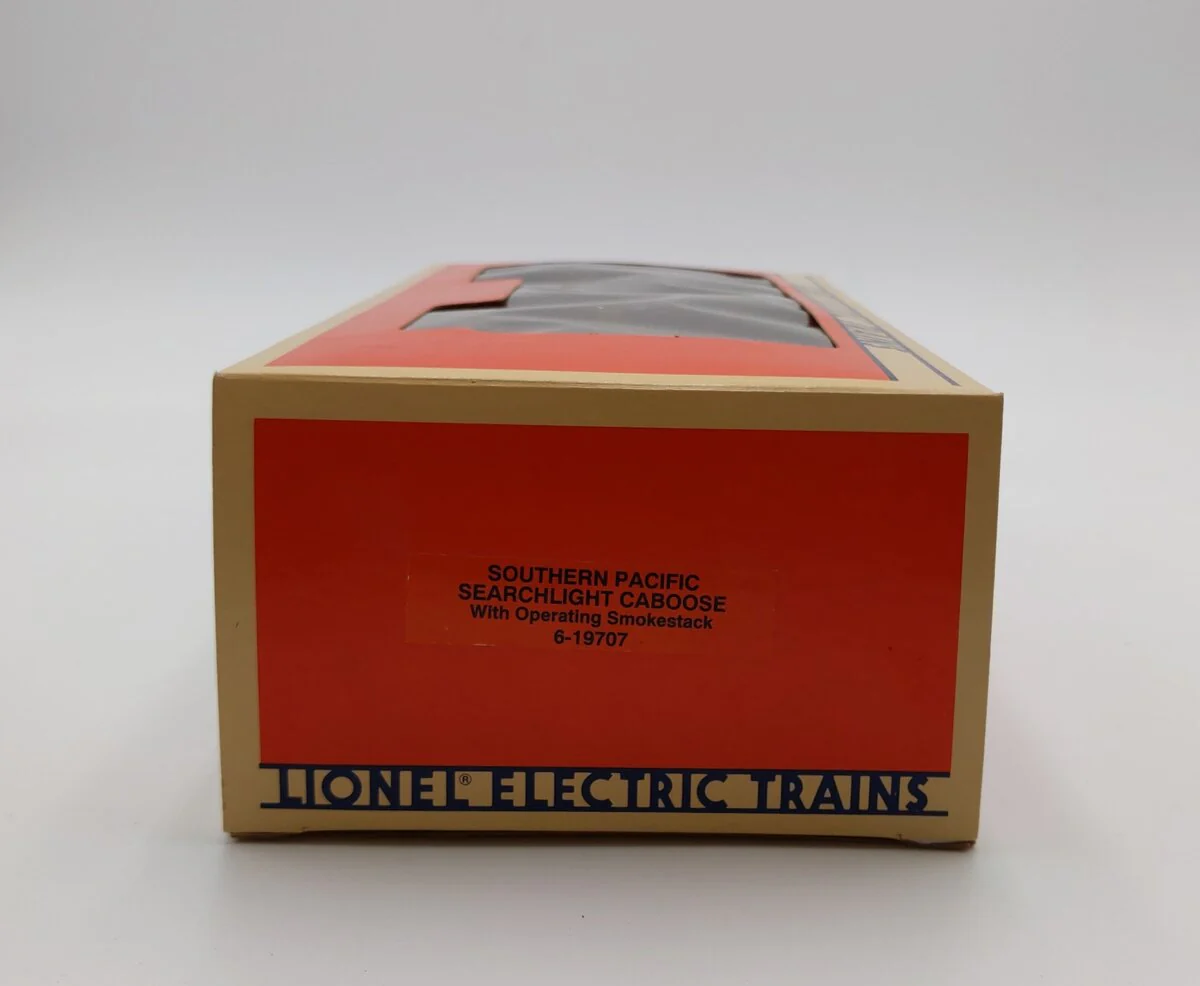 Lionel 6-19707 O Gauge Southern Pacific Searchlight Work Caboose #19707 NIB - Image 7