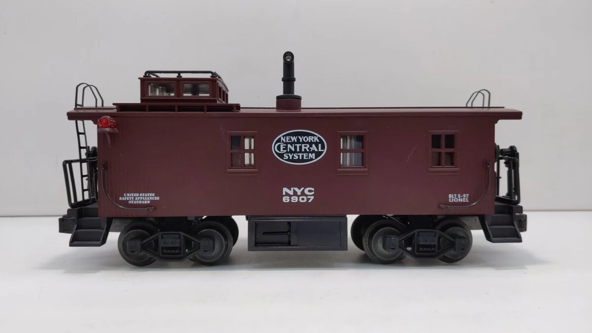 Lionel 6-19739 O Gauge New York Central Woodside Caboose #6907 NIB - Image 2
