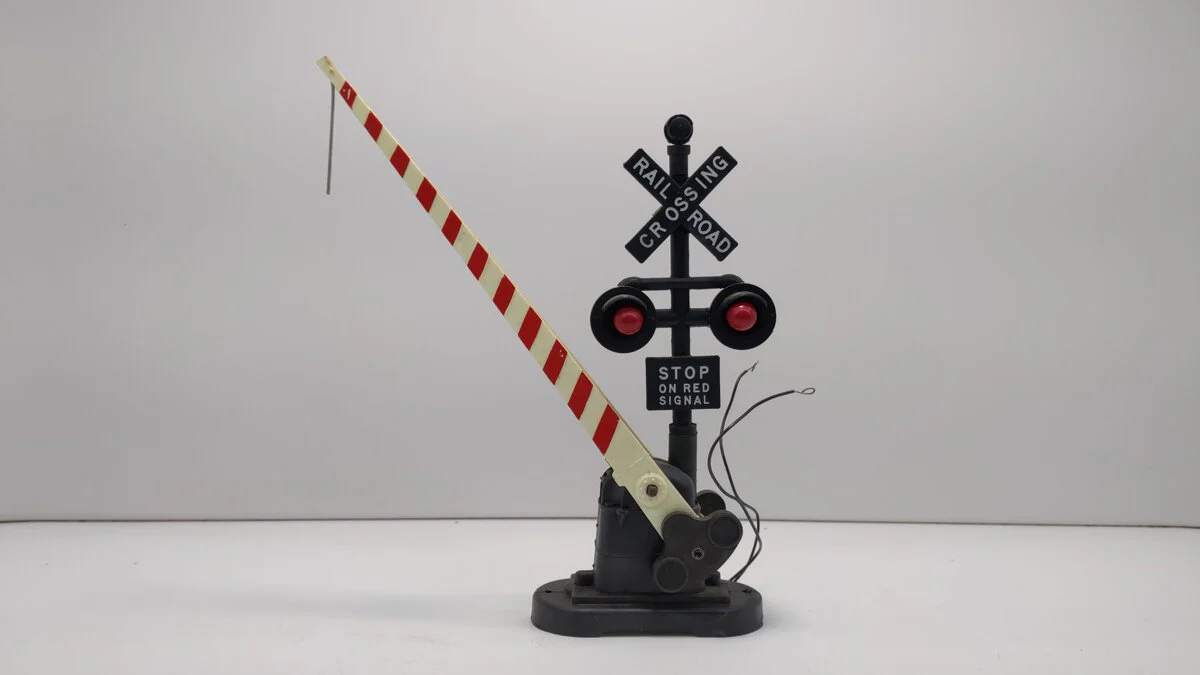 Lionel 6-2162 O Gauge Automatic Crossing Gate & Signal LN/Box - Image 3
