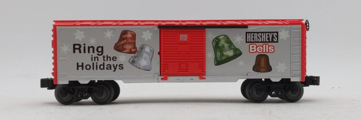 Lionel 6-26489 O Hershey’s Christmas Bells Boxcar NIB - Image 2