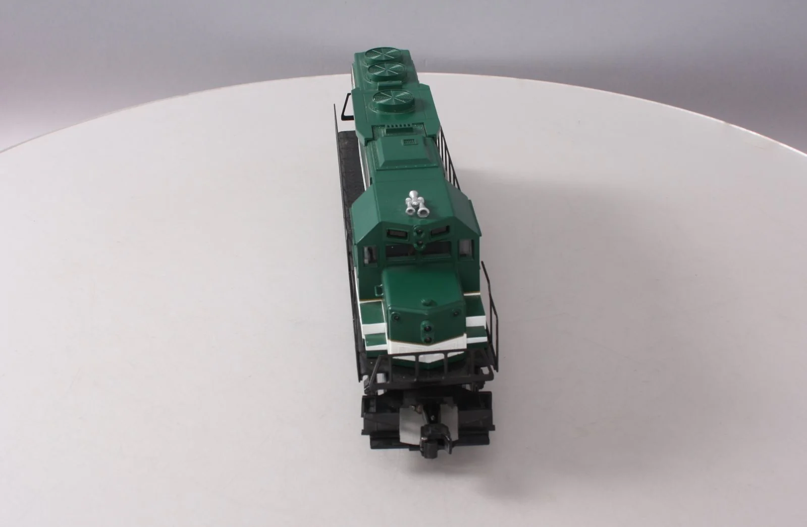 Lionel 6-28843 O Gauge Southern GP-38 Diesel Locomotive #2730 LN/Box - Image 8