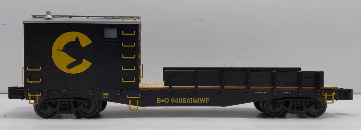 Lionel 6-29833 O Gauge Chessie Boom Car with Crane Sounds LN/Box - Image 2