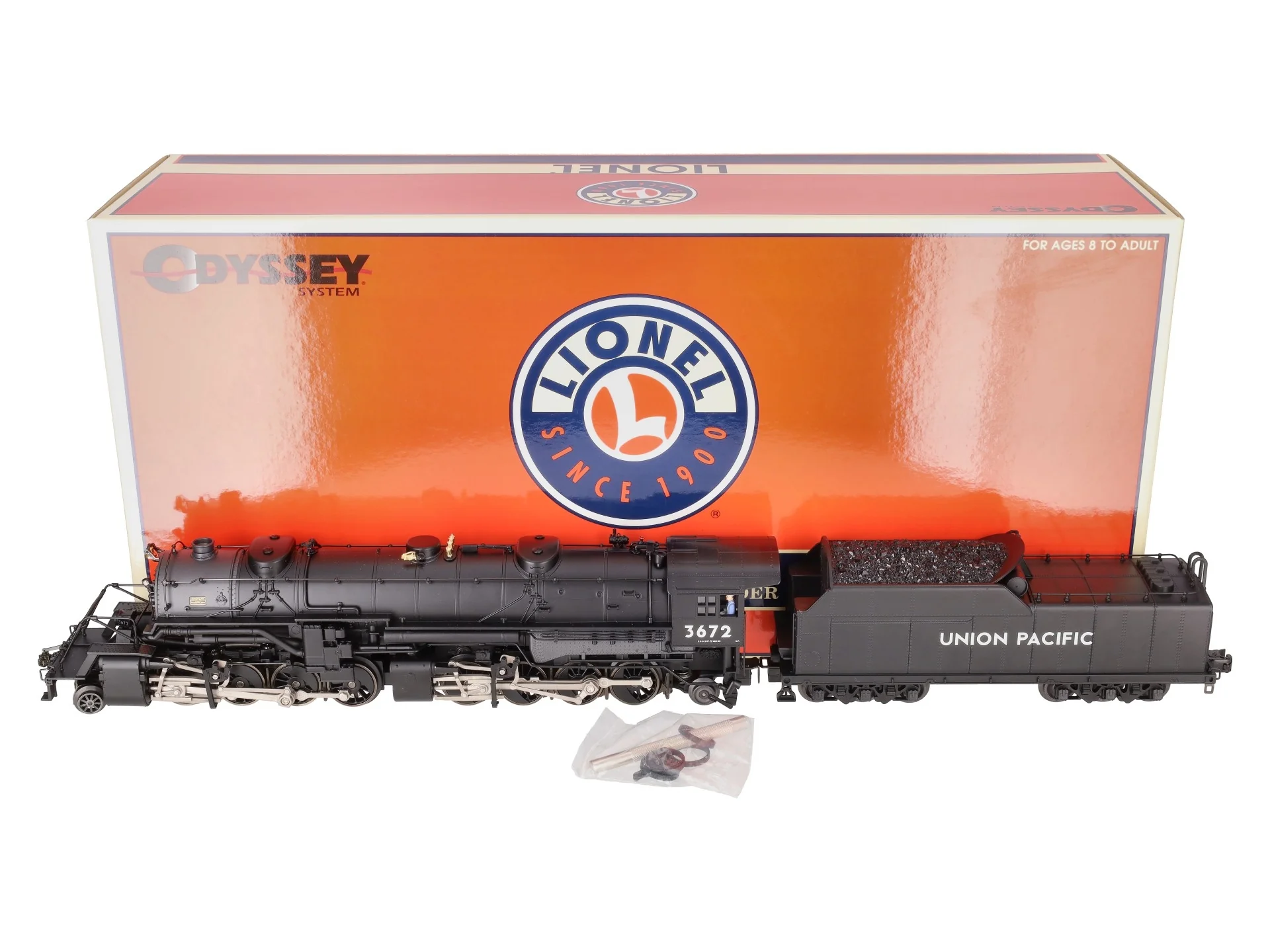 Lionel 6-38065 O Gauge Union Pacific 2-8-8-2 Steam Locomotive & Tender #3672 LN/Box