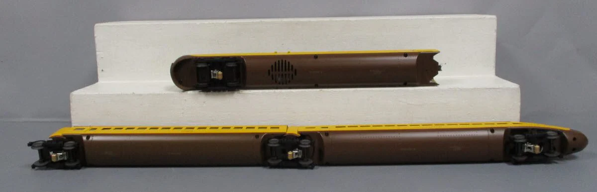 Lionel 6-51007 UP Century Club II 752 M10000 Streamliner O Gauge Train Set LN/Box - Image 5