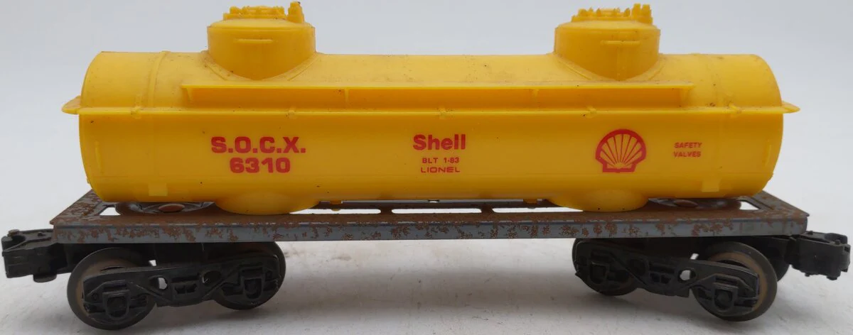 Lionel 6-6310 O Gauge Shell Two-Dome Tank Car/Box - Image 2