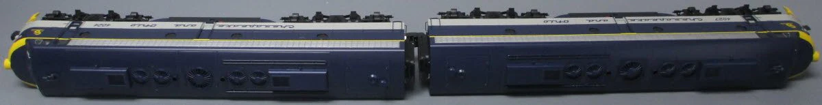 Lionel 6-81228 Chesapeake & Ohio Legacy E8 AA Diesel Locomotive Set #4027/4024 EX/Box - Image 4