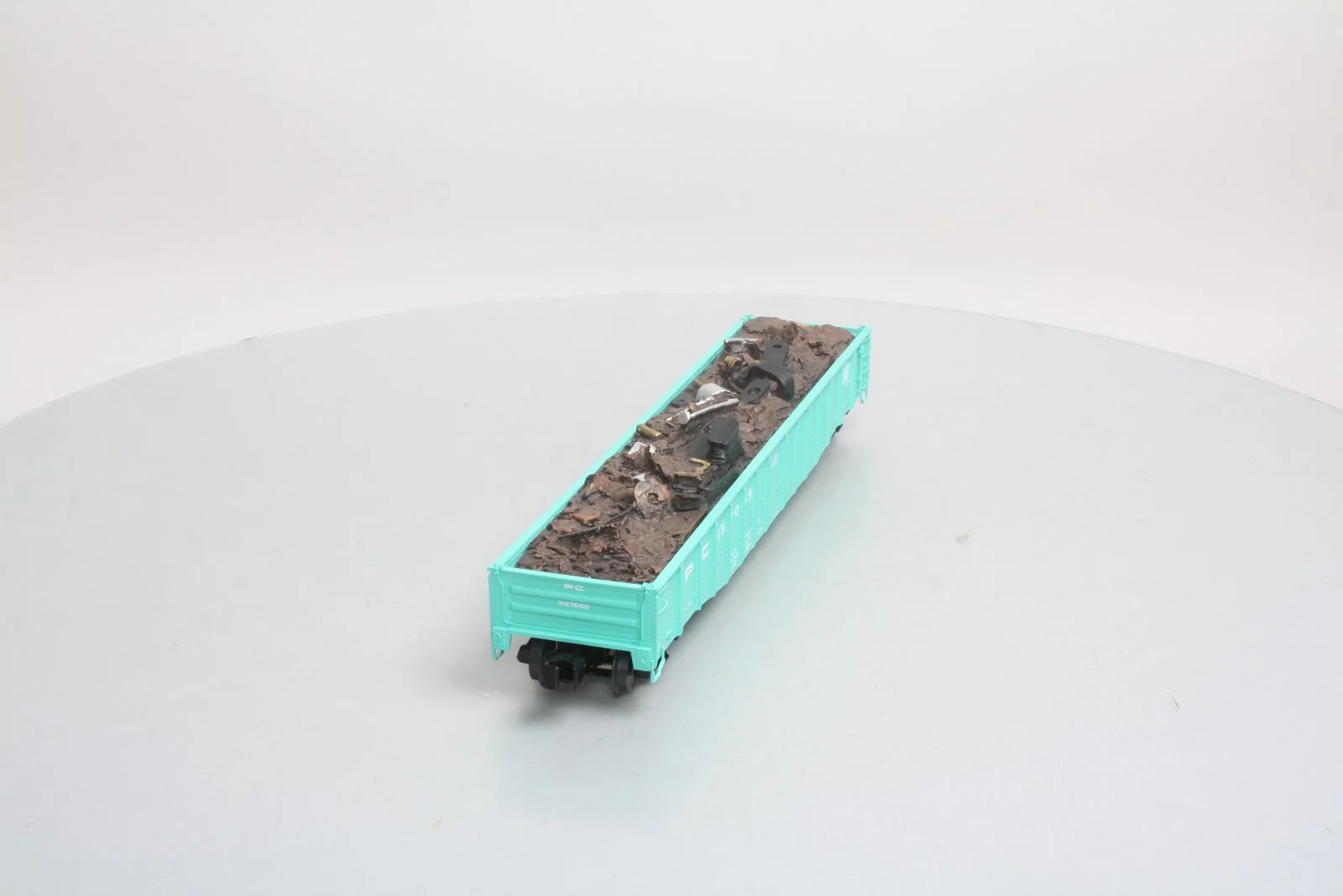 Lionel 6-82860 O Gauge Penn Central PS-5 Gondola #557065 With Scrap Load LN/Box - Image 4
