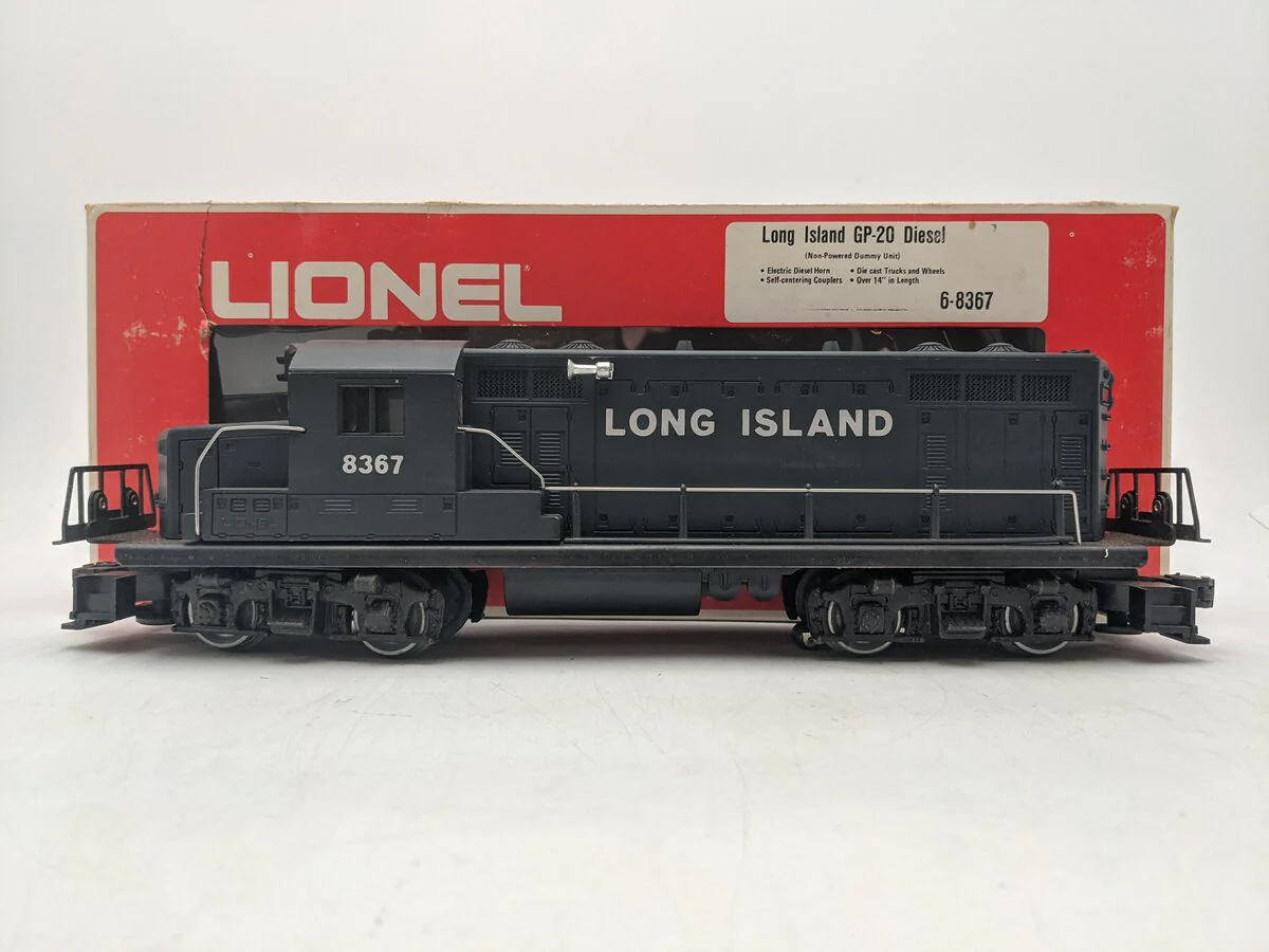 Lionel 6-8367 O Gauge Long Island GP20 Non-Powered Diesel Locomotive VG/Box